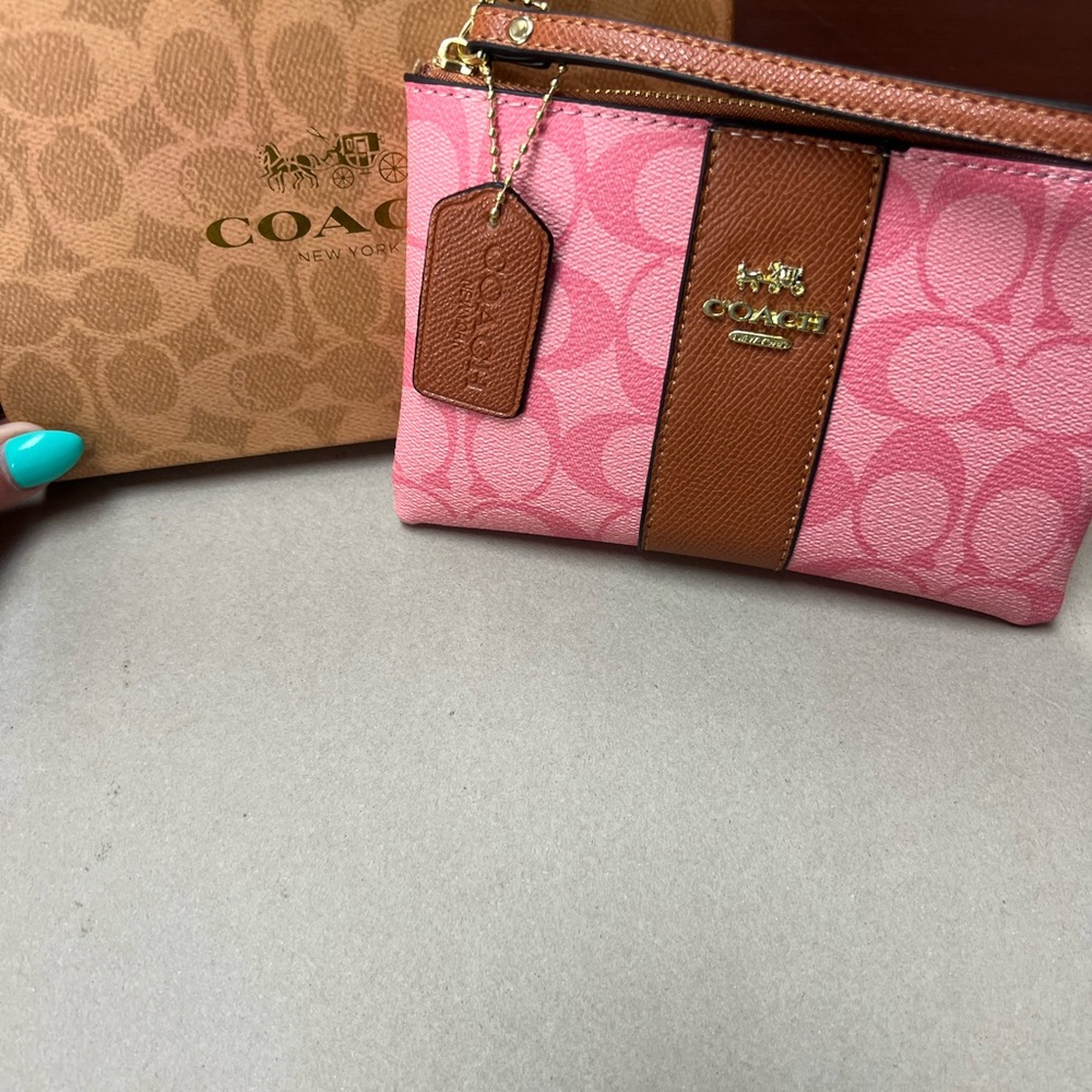 Coach Corner Zip Wristlet in Signature Canvas with Stripe (box included) - Picture 11 of 11